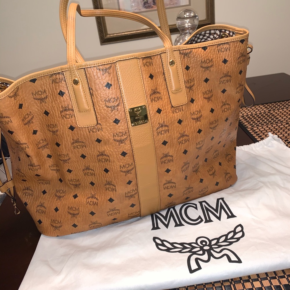 MCM Large reversible tote with clutch.
